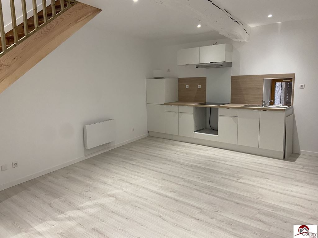 Maison POUILLY LES NONAINS (42155) Goutey Immobilier