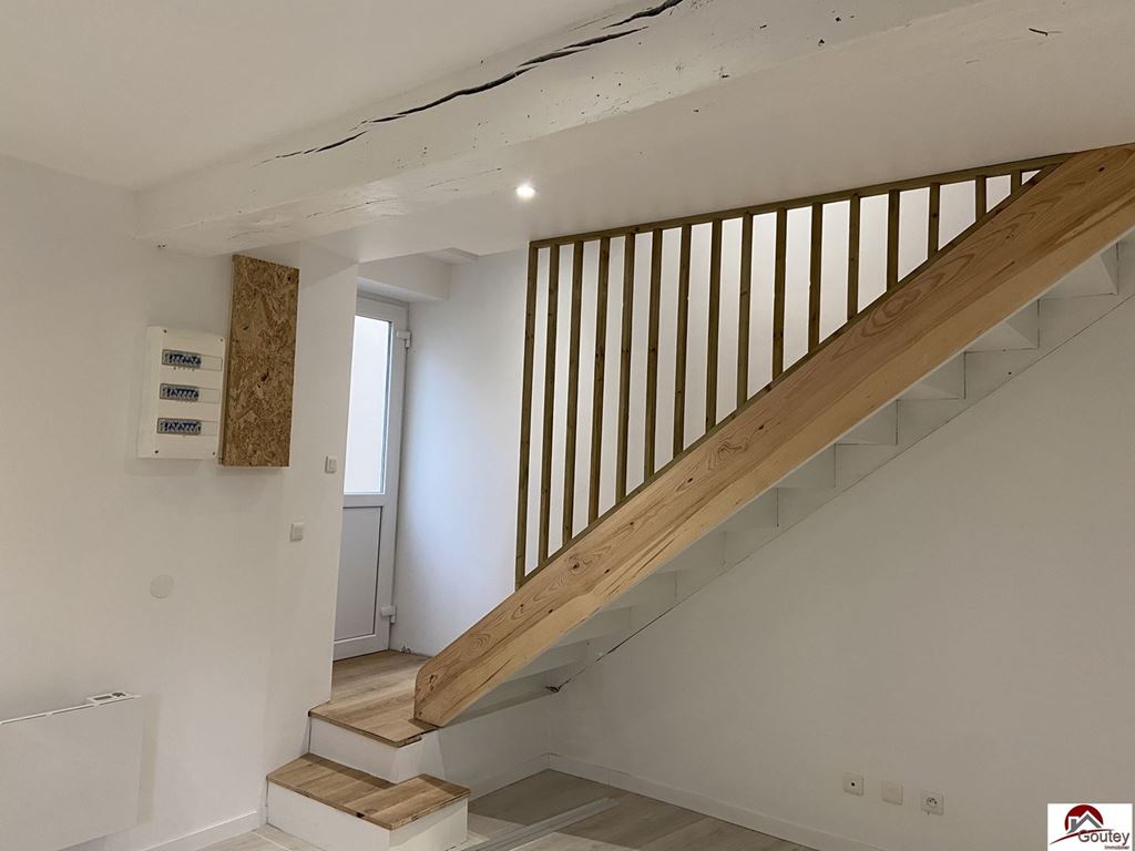 Maison POUILLY LES NONAINS (42155) Goutey Immobilier